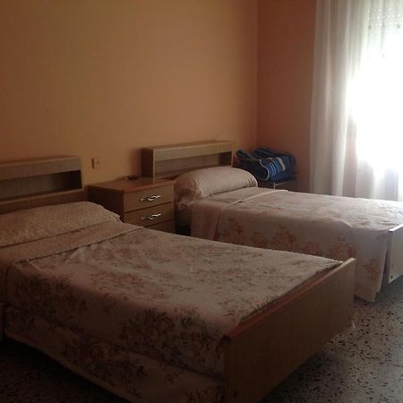 ホステル アルハンブラ ジローナ 部屋 写真